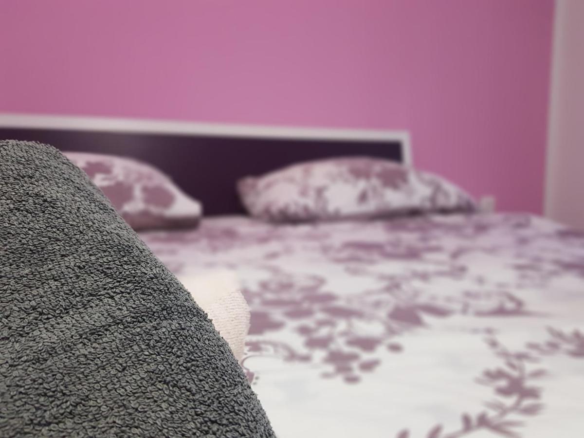 Apartmani Milutin Brodarica  Luaran gambar